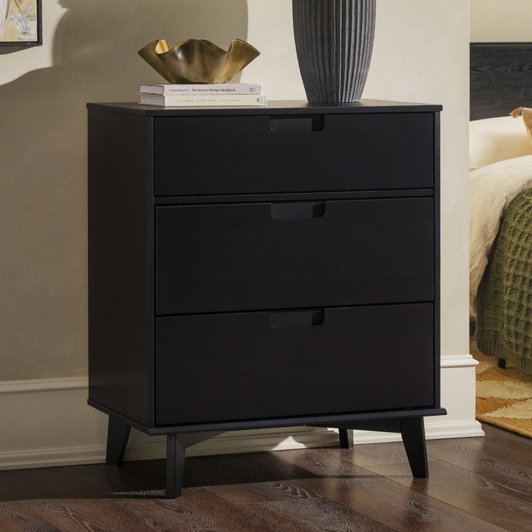 Helmick 3  Wooden Drawer Dresser