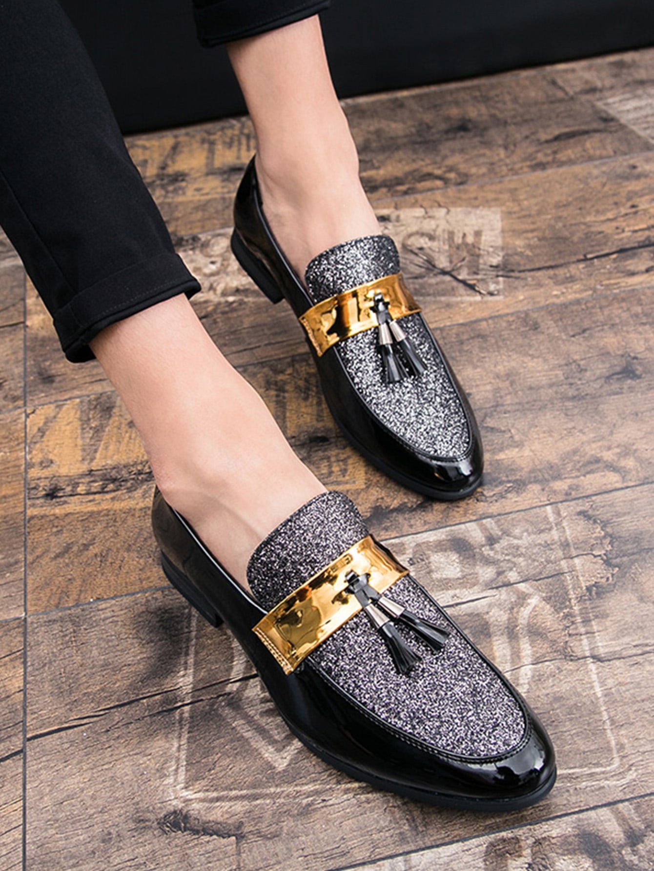 Men Tassel Decor Glitter Loafers