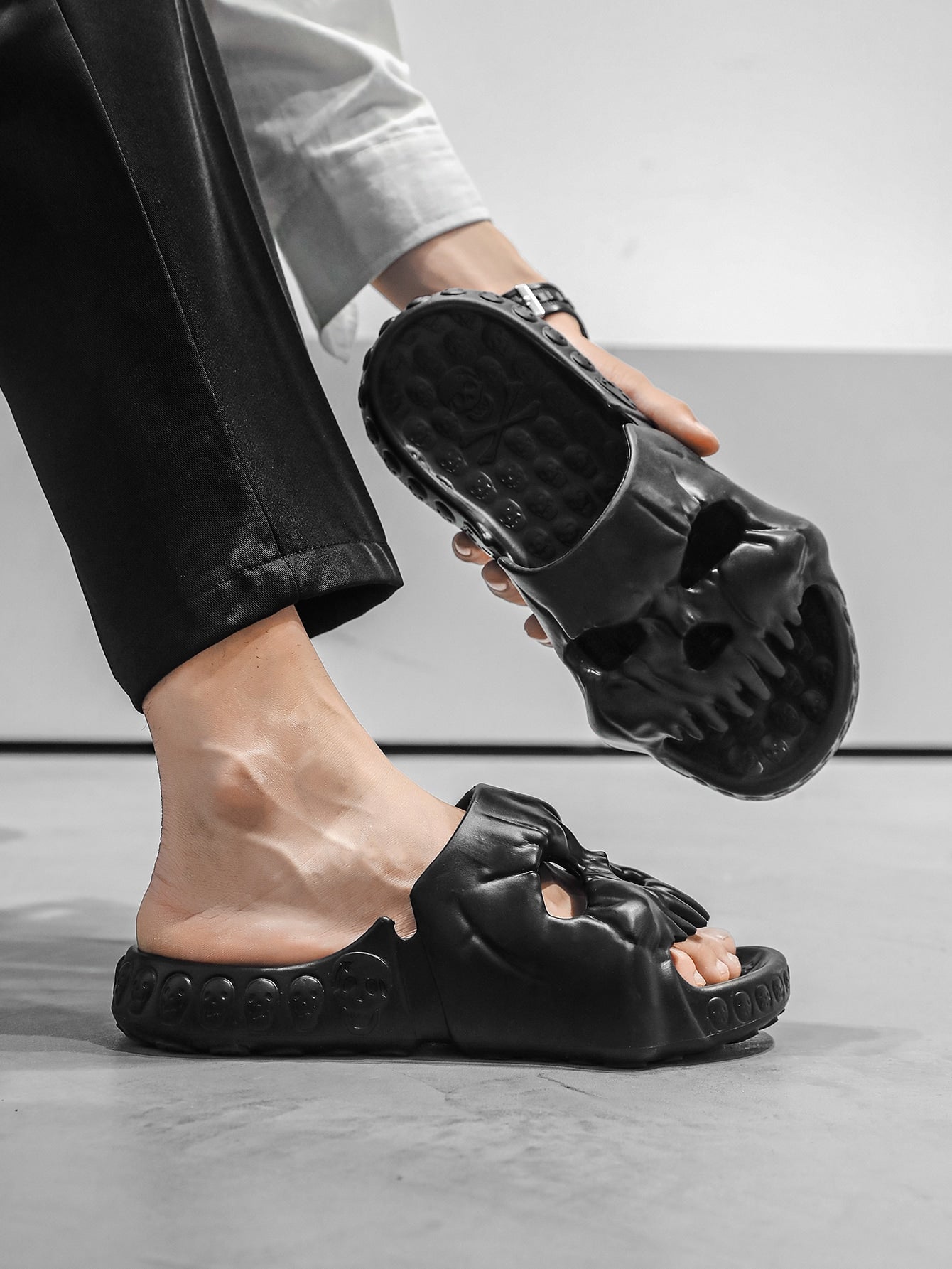 Cool Black Slippers For Men, Skull Design Single Band Slides