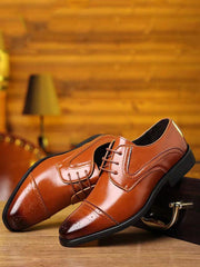 Men Ombre Perforated Detail Lace-Up Front Oxford Shoes